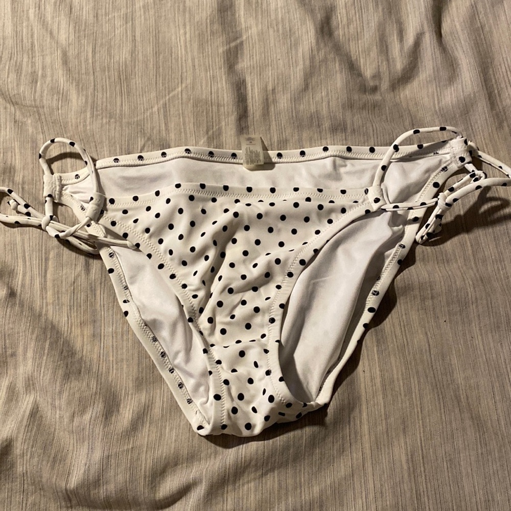 Bikini bottoms